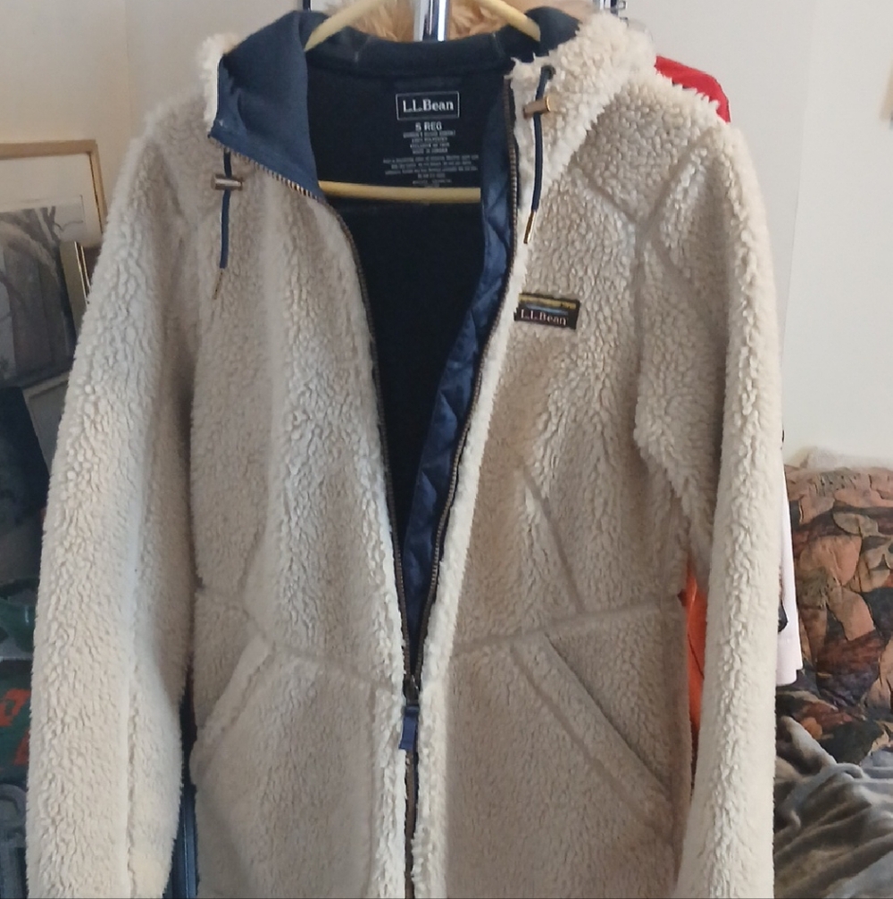 L.L. Bean Mountain Pile Fleece Coat Natural Small